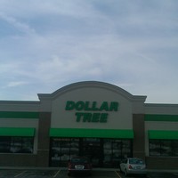 Dollar Tree, Plover